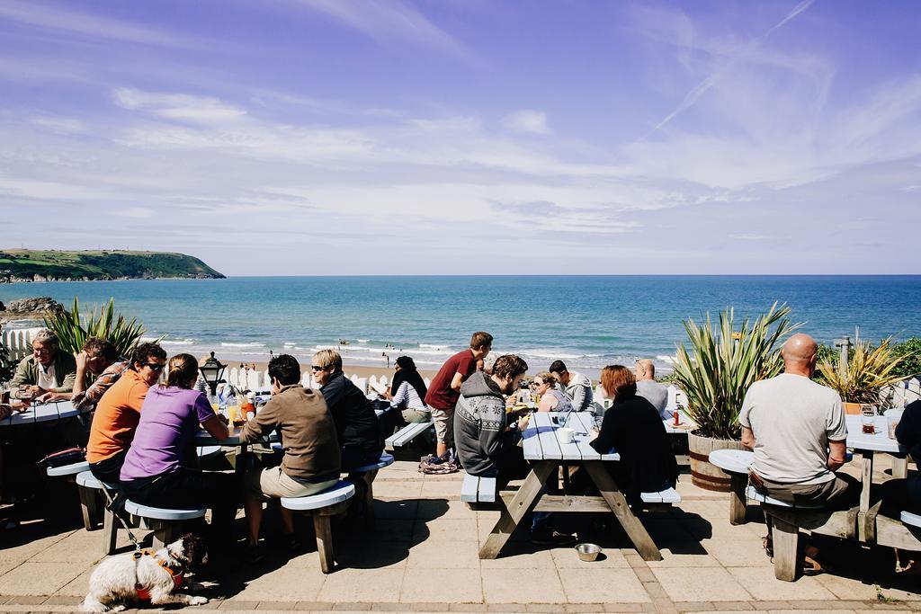 Ship Inn Aberporth Exterior foto